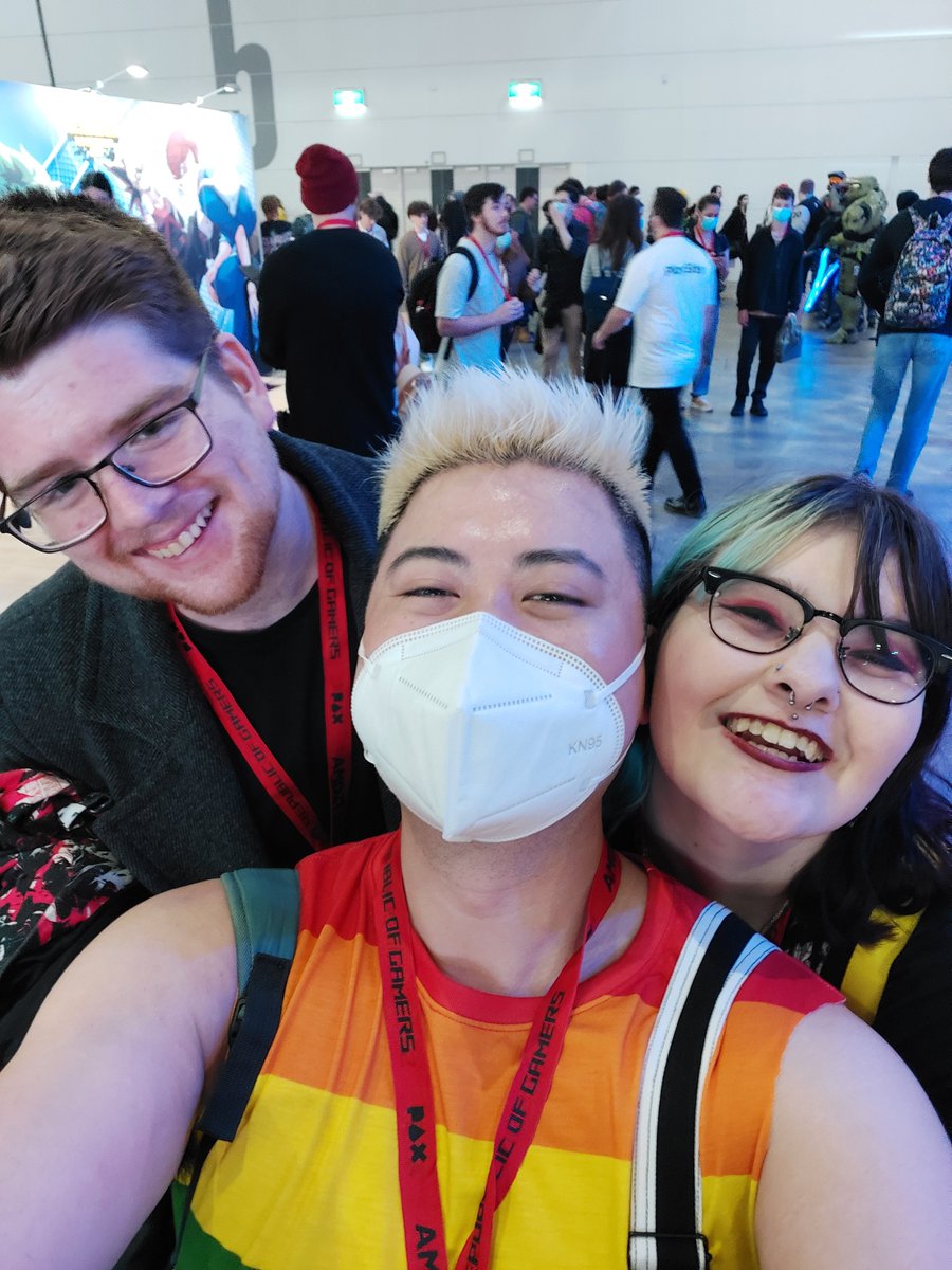 Spotted a wild @missbcos + <a href="/Harkiiee/">Harkiiee (Joshua)</a> ❤️🌈