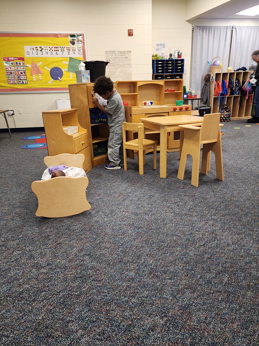 LJDCaro's tweet photo. Learning through cooperative play and exploration, one of the many wonderful developmentally appropriate "works" our youngest learners can engage in!
@FCPSMaryland #playistheworkofpreschool #playbased #developmentallyappropriate #ece #SpecialEducation #lovemyschoolvisits https://t.co/t7X8jhYBdp