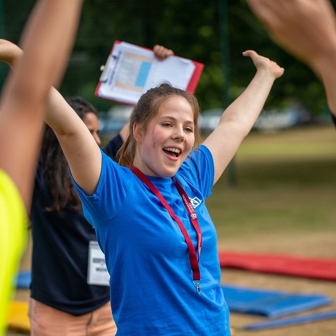 A member of our team from this summer showing the energy and enthusiasm that SBC is all about. Great to see so many students inspired and engaged by our committed staff 💪💯

#SBC2022 #summerschool #summerschooling #internationalstudents