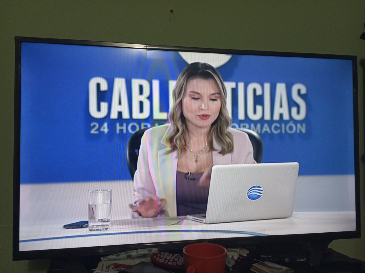 eldelinpec's tweet photo. #FiestasLaPicotaSon @Anitavelez9 excelente frase: la guerra es un negocio las cárceles del país también, muy buen debate, ojalá se repita y permitan participar a otros actores del sistema como @rodrigojacu9008 @DanielaLpezMuo3 @ftransformandol @Madeinprisoncol @maus1jp https://t.co/PHi5PYE9aC