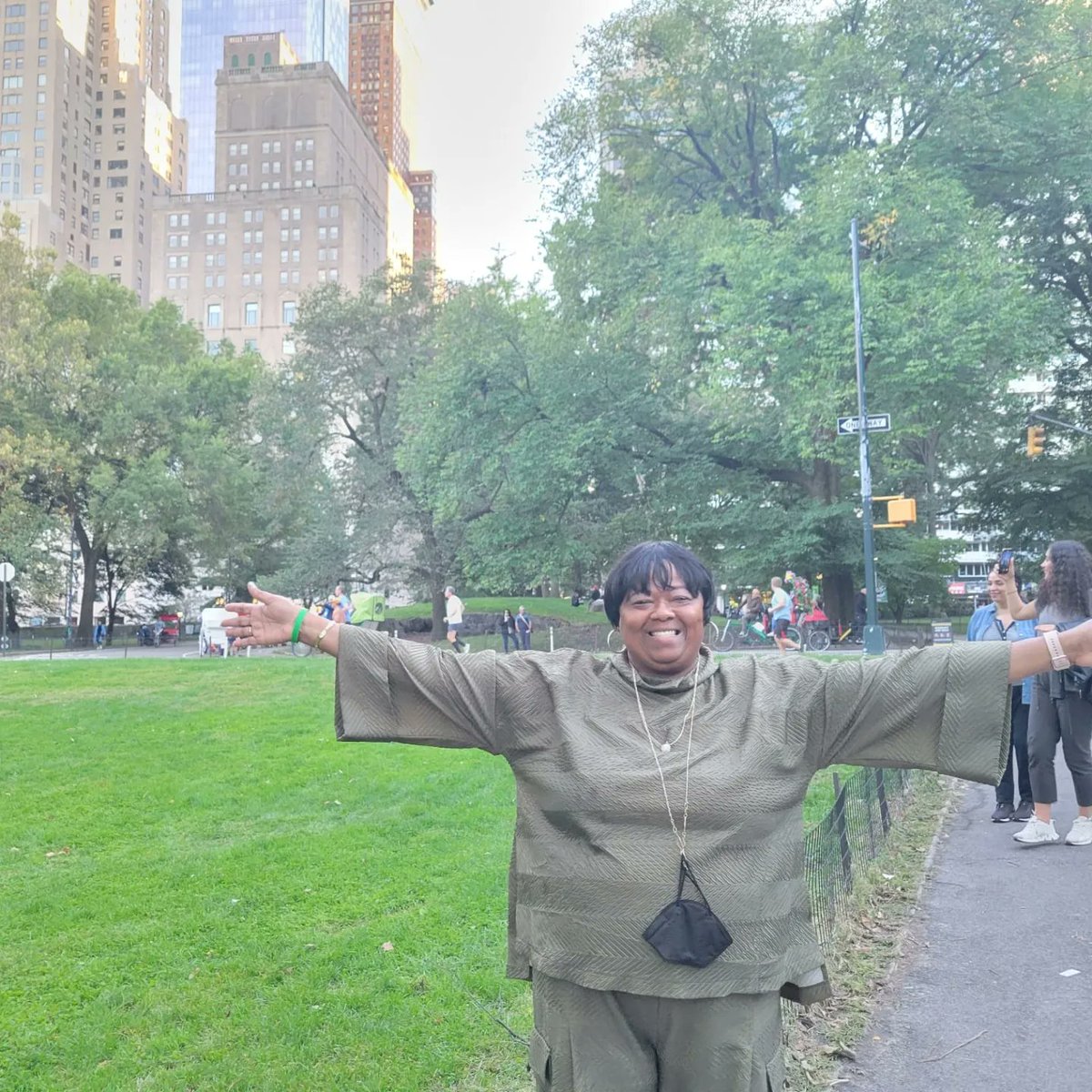 rechfoundation's tweet photo. #BigApple New York City from #timesquare #centralpark #trumptower #stephencolbert #gallagers #meat #market it has been sweet thanks to my elite host. #justicesake #helpinthehouse #Solutionist #iamaningredient #JusticeGeneral https://t.co/9uoU3GmXAr