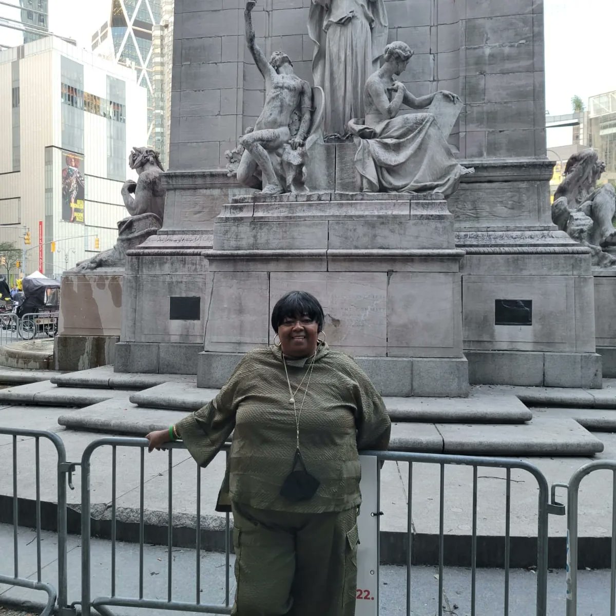 rechpauline's tweet photo. #BigApple New York City from #timesquare #centralpark #trumptower #stephencolbert #gallagers #meat #market it has been sweet thanks to my elite host. #justicesake #helpinthehouse #Solutionist #iamaningredient #JusticeGeneral https://t.co/wnHdq6wee1