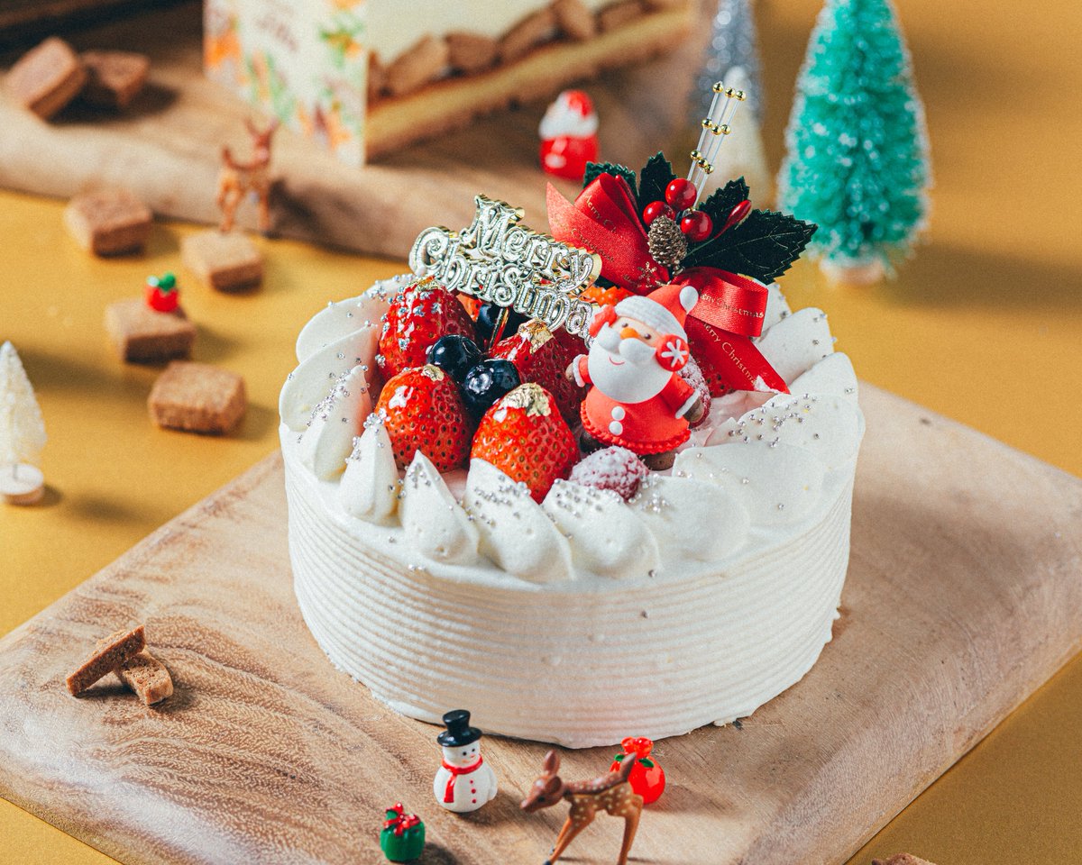 kuretakeso's tweet photo. KURETAKESO PRESENTS
クリスマスケーキのご紹介です。

第一弾
クリスマスショートケーキ
のご案内です。

たっぷりのせた浜松産の新鮮ないちご
とオリジナルブレンドの生クリームが
相性抜群です。

是非、ご賞味下さい。

#仕出し弁当
#浜松クリスマスケーキ
#クリスマスケーキ
#おせち 
#スイーツ https://t.co/VAgEtLpx0U