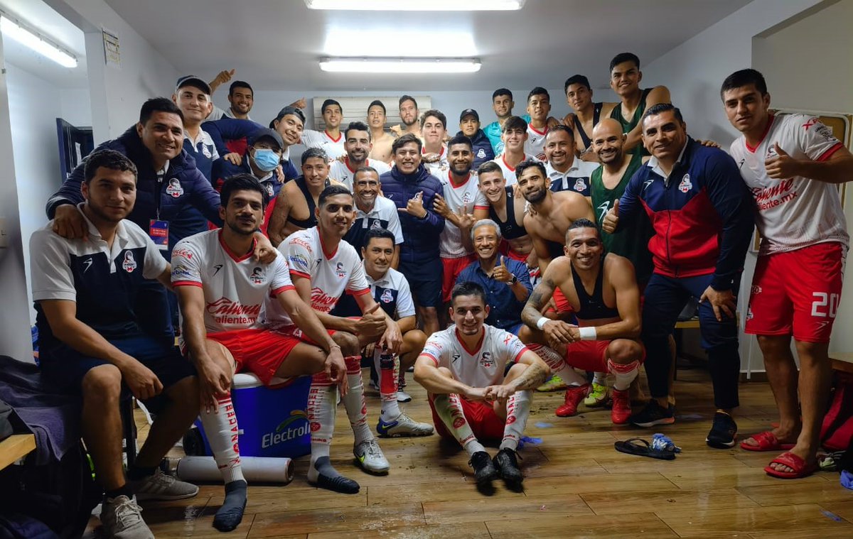 CimarronesFC's tweet photo. ¡+ 3⃣ puntos de visita!

⚽️ Con trabajo en equipo, corazón y ganas de seguir triunfando nos llevamos la victoria en Tepatitlán

¡Partidazo del equipo! 🔥

#PorMasH1storia https://t.co/vLAkJtmlrs