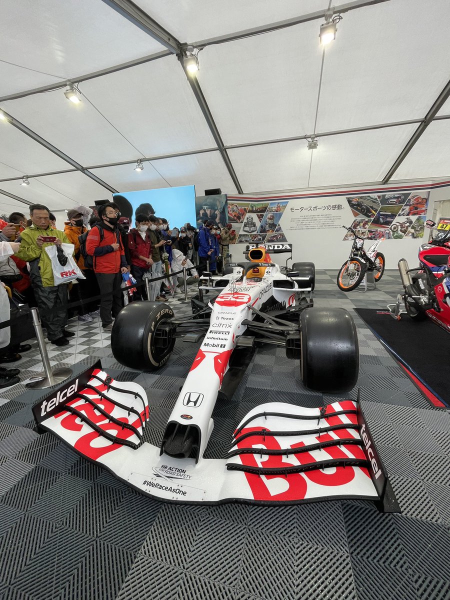 Yokowake3's tweet photo. 朝から興奮してます。血圧マックス!
#f1jp #alpharauri #角田裕毅 https://t.co/0k8jP4PU2H