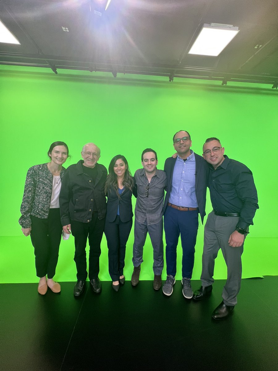 ChaviMD's tweet photo. Making my dreams come true with @Stanford_obanes team and thanks to @TheMillennialMD! I got to write, assistant direct, cast, script supervise, act, do make up, and bring pan dulce to a film shoot with @JonathanBerek, @Lydi_DC and even my aunt Misla https://t.co/oYoKRICc28