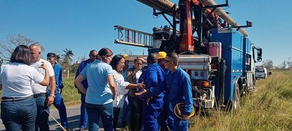La recuperación de la telefonía fija y móvil ☎️📱muestra hoy un avance significativo en las provincias occidentales de #Cuba, afectadas severamente por el embate del #HuracánIan.
#FuerzaCuba🇨🇺