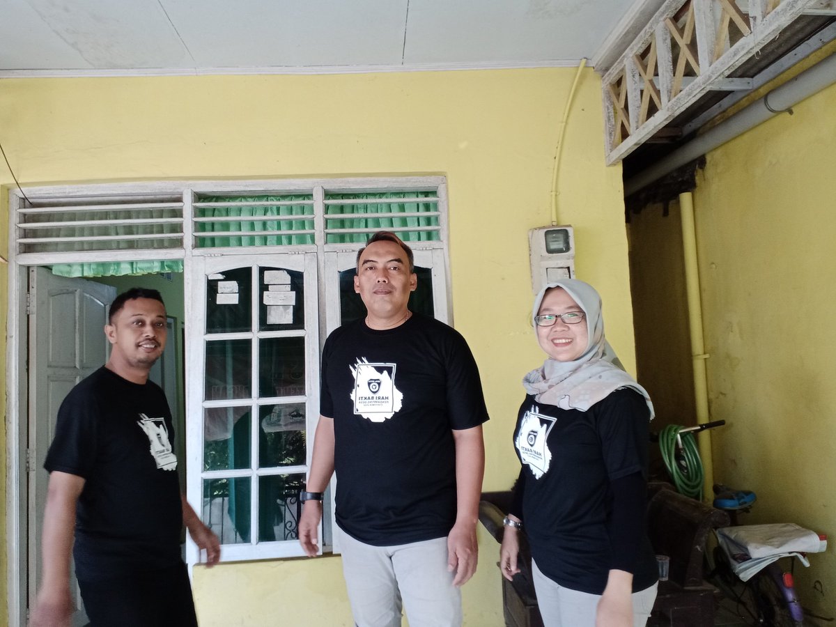 MariaAg96219860's tweet photo. #HariBhaktiPendampingDesa 
#HariBhaktiPendampingDesa 

Pendamping Desa Berkualitas, Kemiskinan Ekstrem Tuntas
@halimiskandarnu 
@kemendespdtt 
@malik_haramain 
@yusradaridesa 
@EvyNurmilasari 
@P3MDpekalongan https://t.co/M8idOQruwH