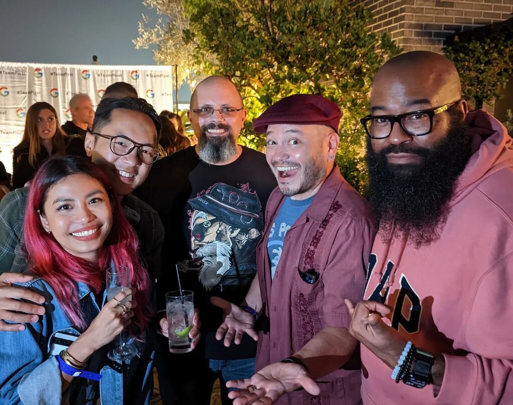 tkdsl8655's tweet photo. Spending quality time with #teamPixel @googlepixel @googlepixel_us with @isadoes_ @tshakaarmstrong @jvtechtea @somegadgetguy at the #perchla
Celebrating the #pixel7 #pixel7pro #pixelwatch #launch #event #losangles
Picture taken with the @madebygoogle #pixel6pro #giftfro… https://t.co/UKfQGhK1Xb