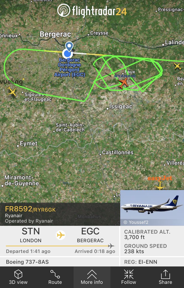 Waiting for your outbound plane to land when it’s (a little bit!) foggy… 🤔