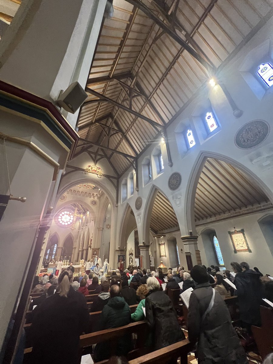 StBernadetteUK's tweet photo. A closing Mass of Thanksgiving at @Cathedral_Nottm this morning, celebrated by @BishopPMcKinney
@NottsDiocese #relictoir https://t.co/tqcfcZW0rB