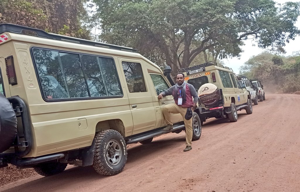 YasirBaffo's tweet photo. Another Life time experience touring in #Tanzania. A road safari trip to Ngorongoro Conservation Area. From Arusha to Ngorongoro
experiencing &amp; learning the nature of Tanzania.
Tourism is not all about beach, it's beyond.

#LetsTour #ilaDalxiis @BravoBaffo @SOMTA_SO #ecotourism https://t.co/gz34fvln0a