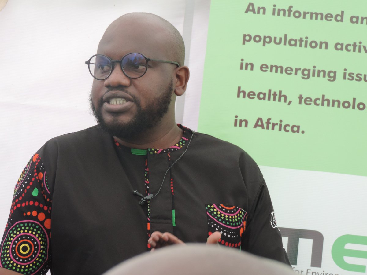 MeshaScience's tweet photo. Ben Kwach of  @KEMRI_Kenya presenting at the  67th media science cafe on HIV Self Testing in Kisumu County @HIVpxresearch @NASCOP  @adelebaleta @WACI_Tweets @MOH_Kenya @Amref_Kenya @Violetotindo @JohnRiaga @otieno_tebby @MediaCouncilK https://t.co/NRWGk9BIxi