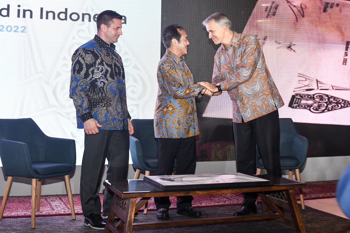 id_citroen's tweet photo. 4th October was marked as one of the milestones in Indonesia.

We’re officially coming back to Indonesia.

We look forward to seeing our Citroën Community and letting them be a part of our incredible journey.

#BienvenueCitroën #DaretoCare #Dare #Wellbeing #Accessibility https://t.co/mcZeb2Ftnx