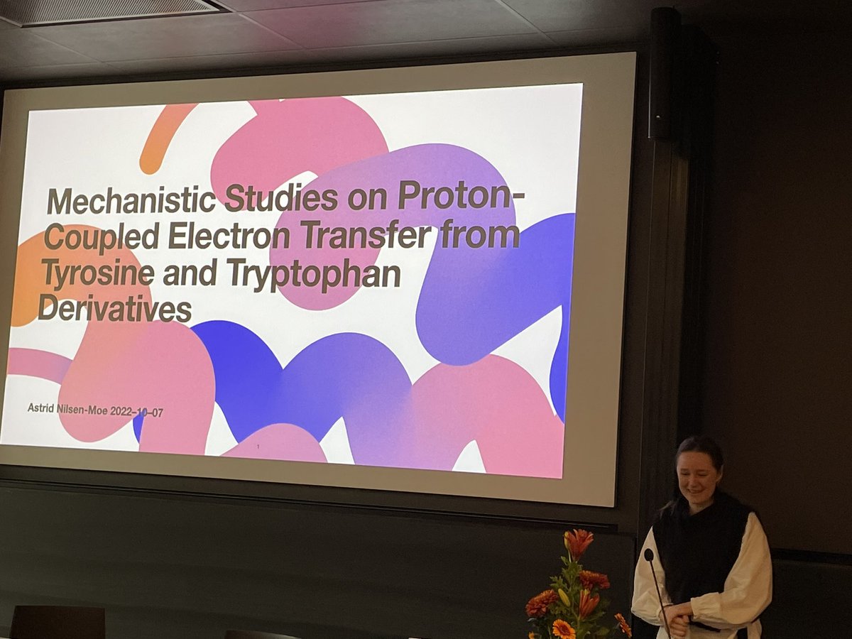 Astrid Nilsen-Moe from @HammarstromLeif group presenting her excellent PhD thesis on #pcet @chem_angstrom