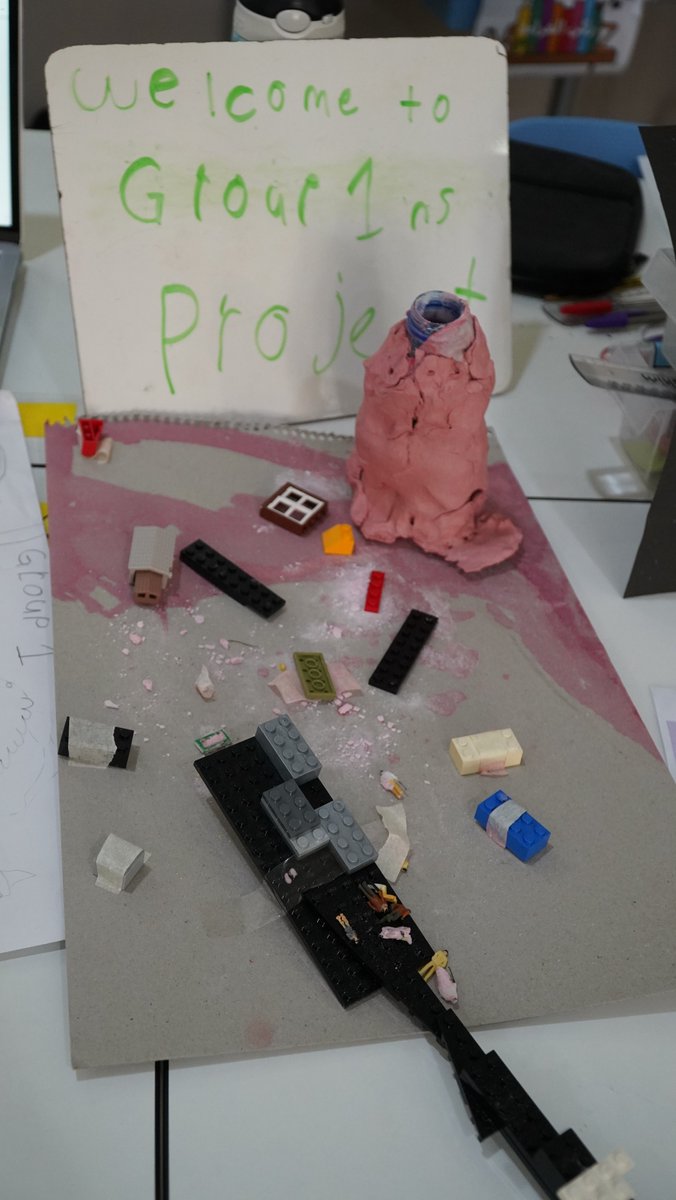 AIS_Grade4's tweet photo. Volcano models made by our students. #AISGrade4 https://t.co/LIqsTdUTkB