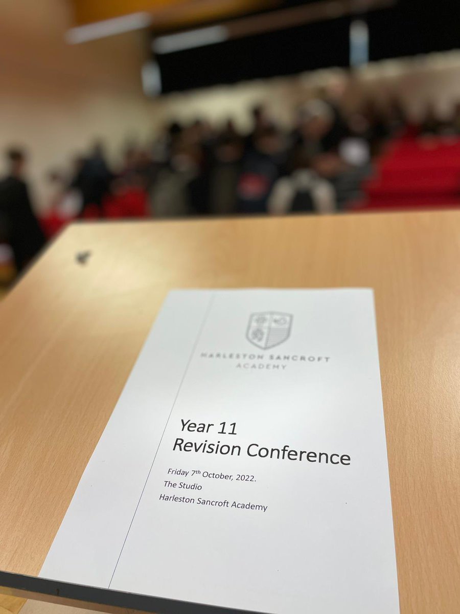 SancroftAcademy's tweet photo. Our Y11 conference is about to commence… huge thanks to the team who create an environment that enables our students to thrive 💜 https://t.co/TGLVsxeiAt