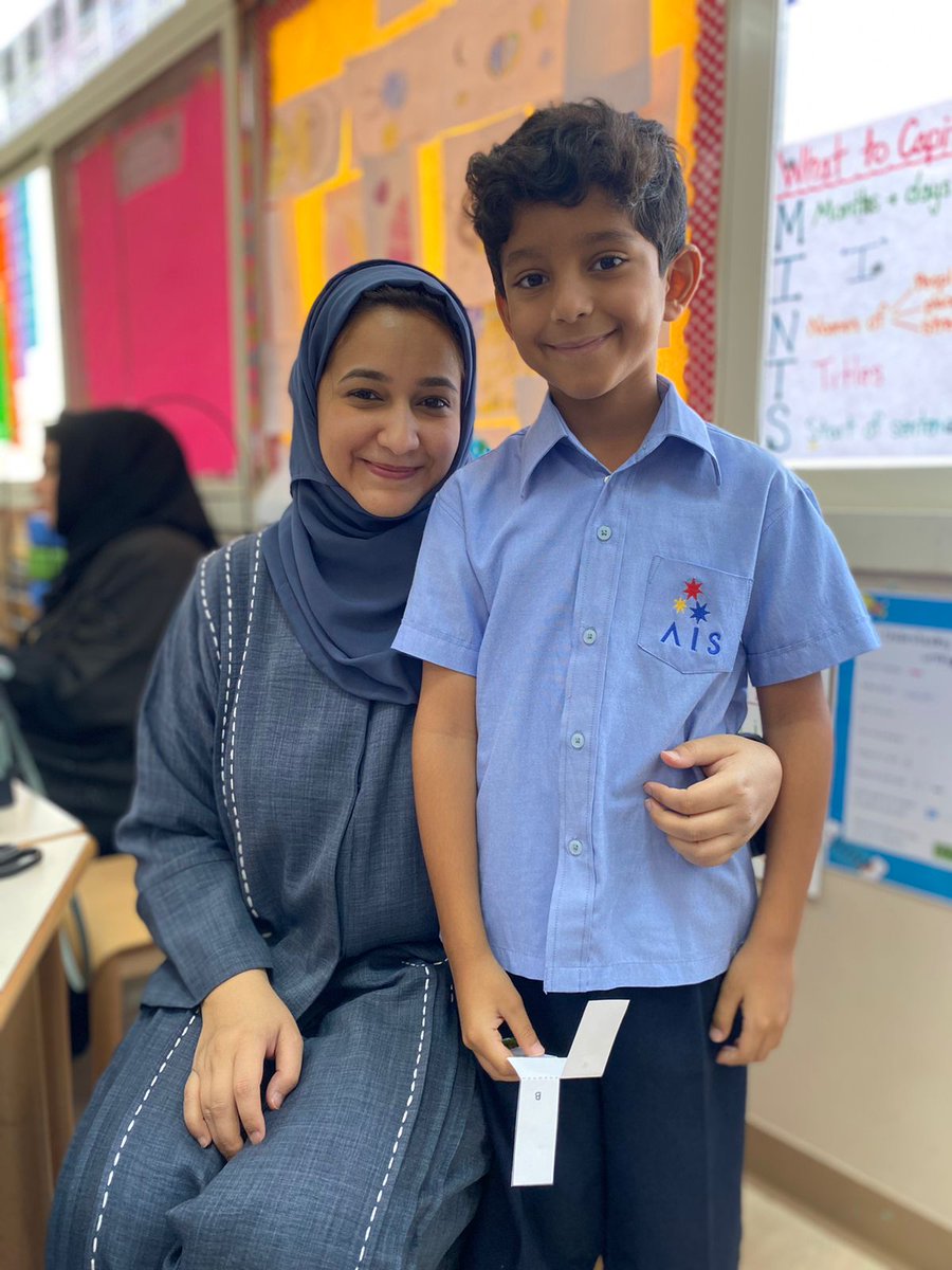 AIS_Grade2's tweet photo. Grade 2's were busy building toys to showcase to their parents. They proved to their parents that it was a lot harder than it seemed when Mama Baba were encouraged to make the toys themselves at the showcase! Students and their families had lots of fun. #AISGrade2 #AISPrimarySch https://t.co/QD6M53p1rh
