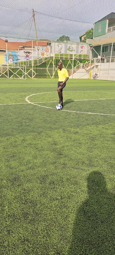 LPTL256's tweet photo. Who would you choose as the ref for your match?
@JsixUg or @akukuo 

Like for @JsixUg 
Retweet for @akukuo 
Katubalabe kati 👀👀👀 https://t.co/zjEUwqe6CS