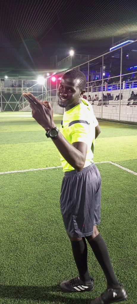 LPTL256's tweet photo. Who would you choose as the ref for your match?
@JsixUg or @akukuo 

Like for @JsixUg 
Retweet for @akukuo 
Katubalabe kati 👀👀👀 https://t.co/zjEUwqe6CS