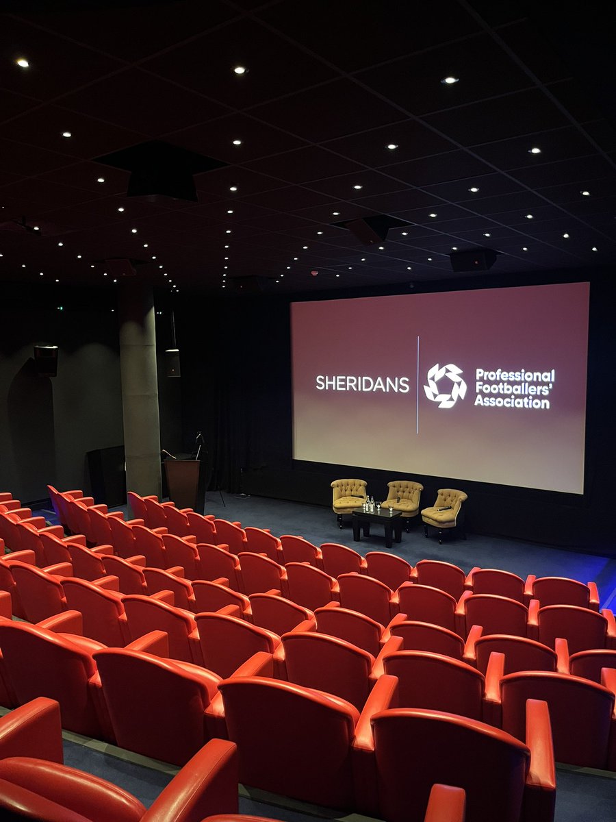 jonnymadill07's tweet photo. All set for our @SheridansSport @PFA “Future of Women’s Football event” with @weareangelcity @USWNTPlayers @ussoccer 🗣 https://t.co/kJunGY978B