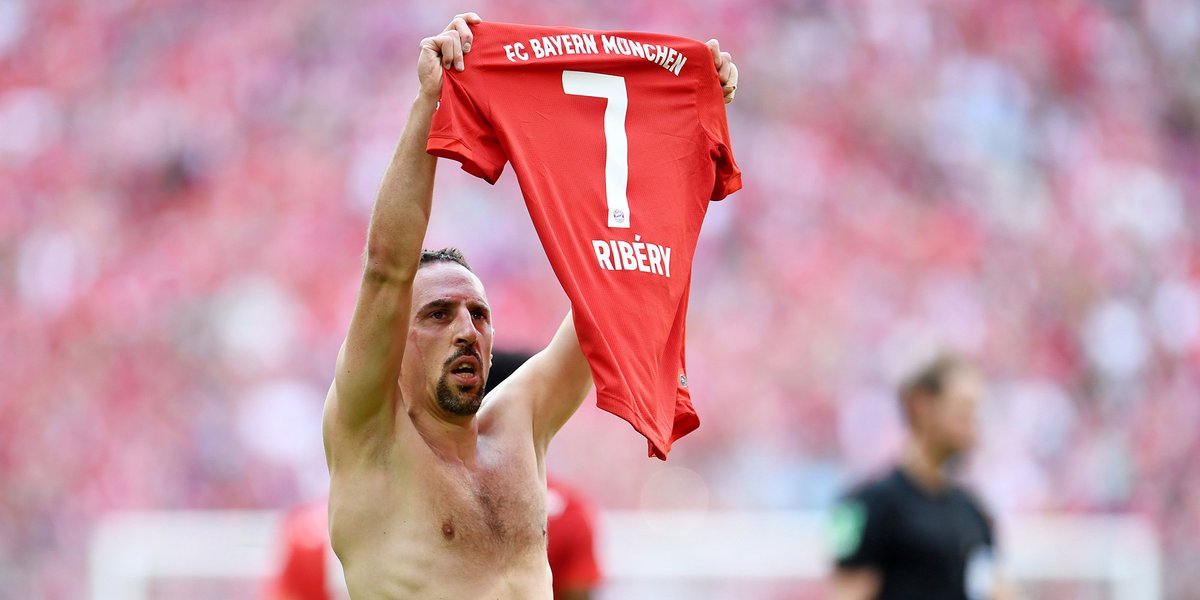 viewsfrance's tweet photo. Franck Ribéry va prendre sa retraite du football. 

Une immense carrière 👑 https://t.co/qztws7iJHi