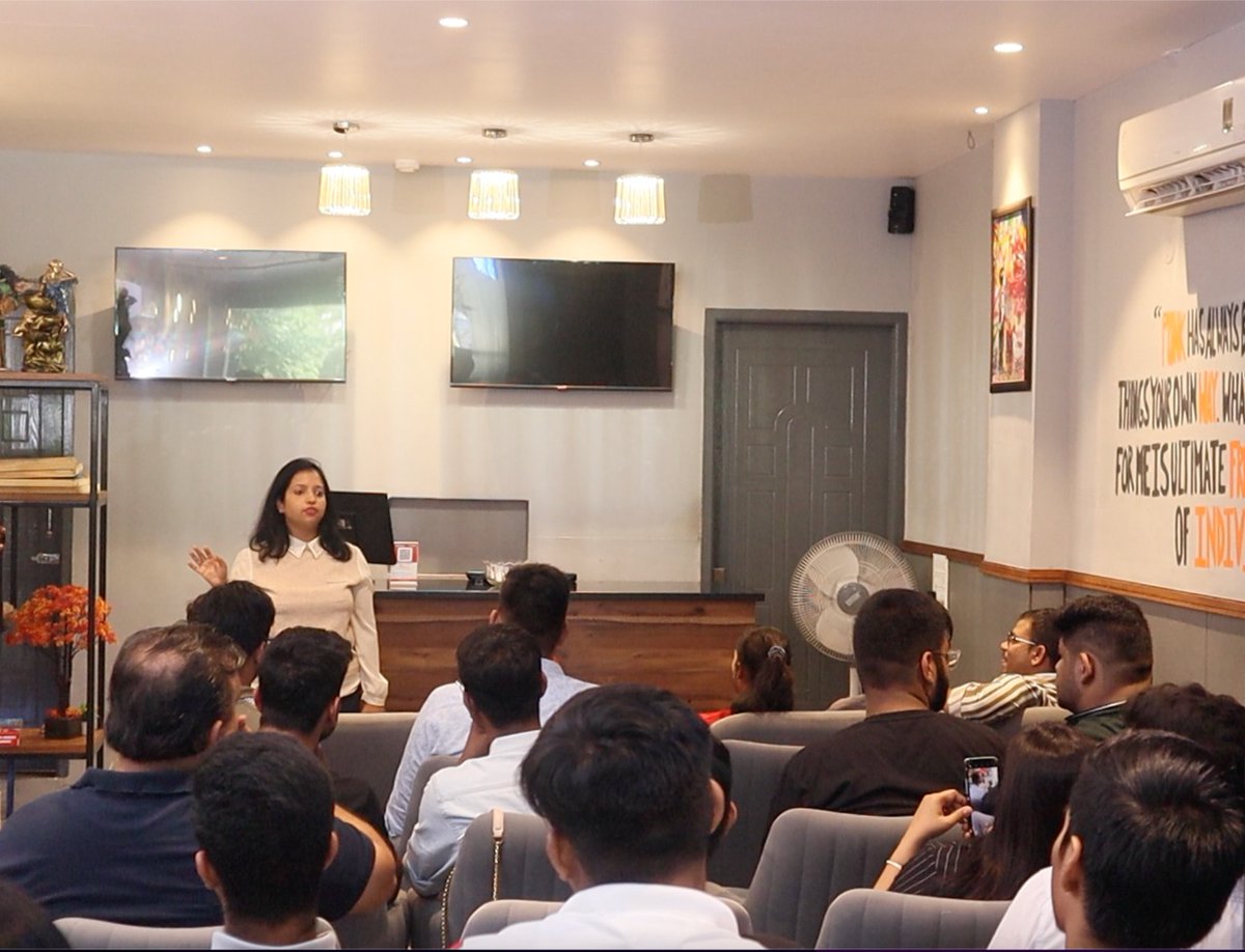 Yschool_Edu's tweet photo. Sivia Goyal, CEO of Yschool, encourages budding developers to learn and explore Neo and Celo blockchain technology.
Explore the world of blockchain today with the YSchool learning app!
@Neo_Blockchain @CeloOrg @GoyalSivia
#Blockchain #Neo #Celo #yschool https://t.co/Mfk6MdAMXu