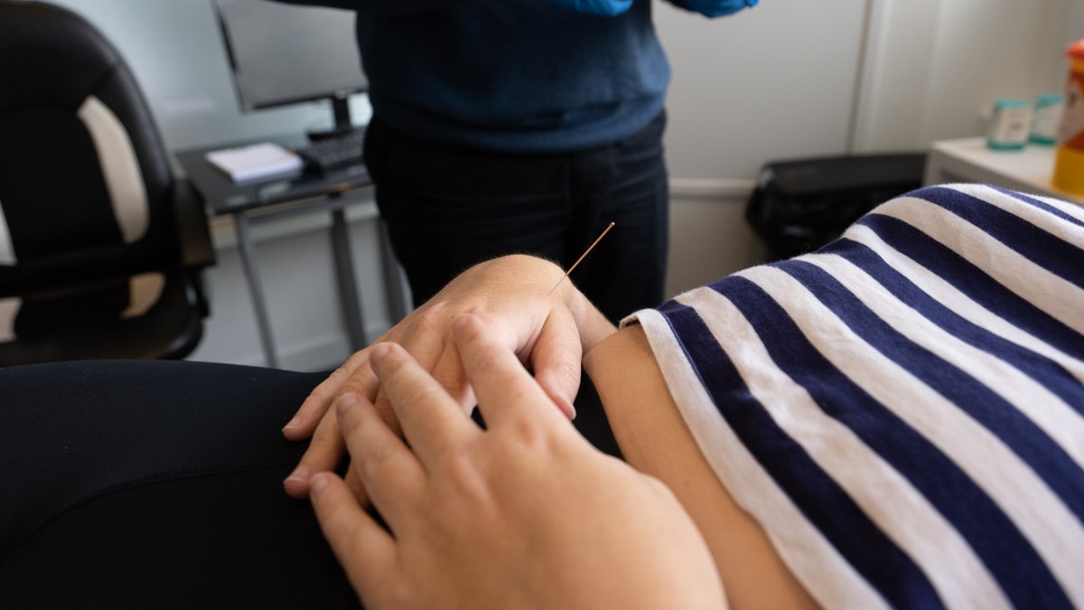PBClinic's tweet photo. The HOT topic of Menopause

Experiencing menopause symptoms and nothing you're doing is helping…

#Acupuncture gives a rapid reduction in symptoms without adverse effects
✅ Decrease hot flushes
✅ Decrease night sweat
✅ Decrease pain
✅ Decrease mood swings

#PBC360 https://t.co/lnbsLW1l5L
