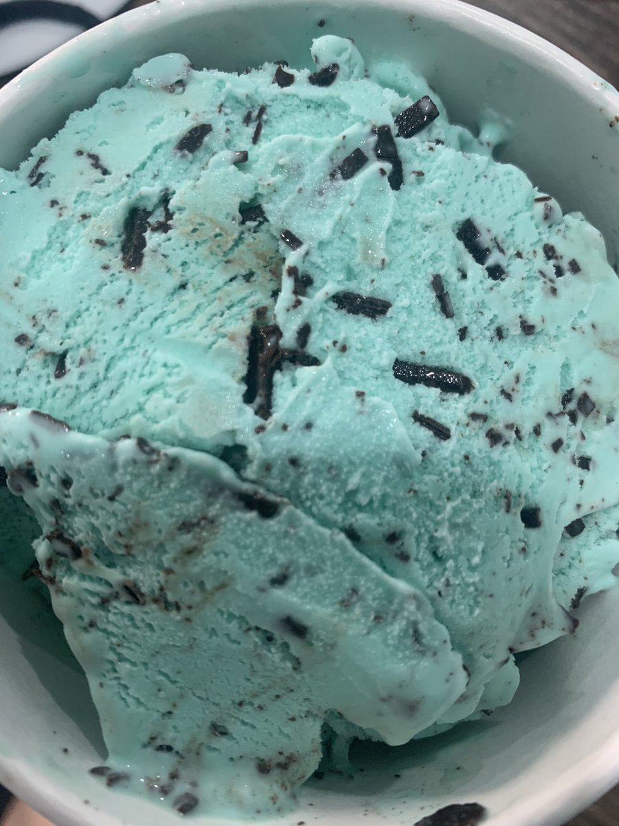 สเปค : ไม่บอกว่ามิ้นท์ช็อคเหมือนยาสีฟัน🤟🏻