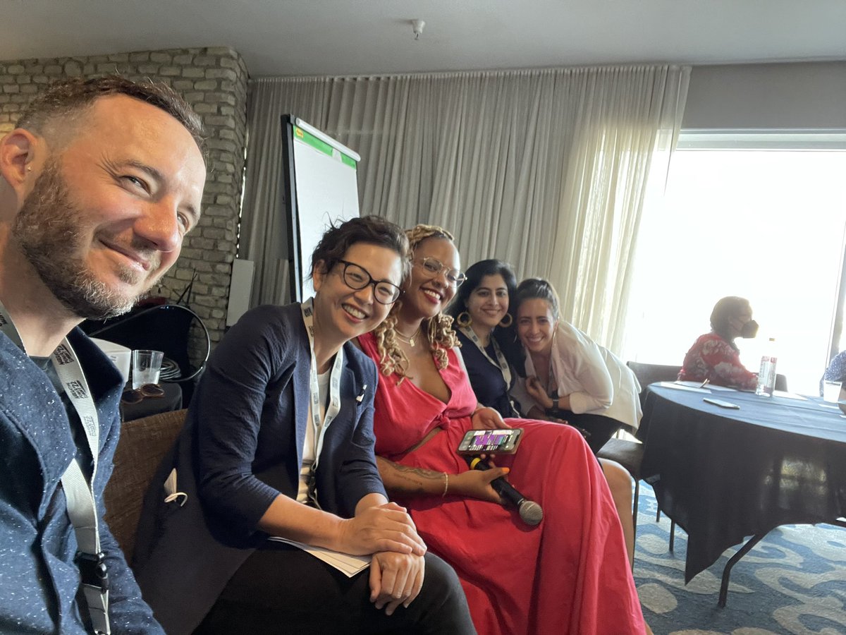 jungheechoi's tweet photo. Such a good day Narrative Power Summit by RadComms &amp; @ThisIsReFrame. Got to hang with some #narrativepower &amp; movement homies @JTPspeaks Shanelle Matthews @zainebmo @sapogonia &amp; talking about resourcing narrative power building. So many good conversations #NPS22 https://t.co/geMKr6jY2u