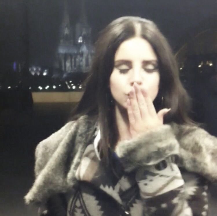 LaPuercaylor's tweet photo. 🚨| Taylor Swift confirma colaboración con Lana Del Rey en su nuevo álbum Midnights https://t.co/apQhjYmu9m