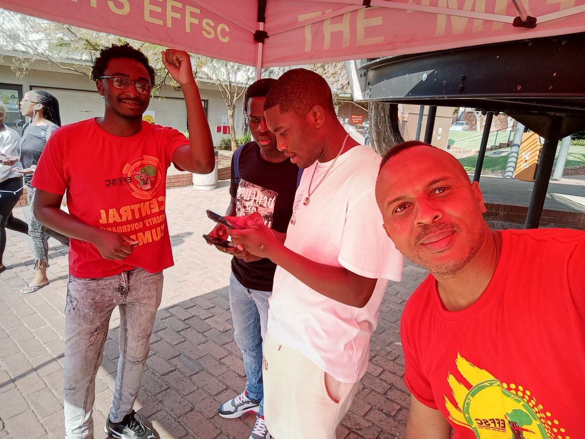 shaun_dlanjwa's tweet photo. Final Push #UJAPK SRC Election. @go2uj @ujsrcacademics Students are only voting for @EFFStudents . @SASCO_Gauteng is dead!!! @EffJhbRegion @EFFSouthAfrica is the only leader of society https://t.co/E2xPchXEQT