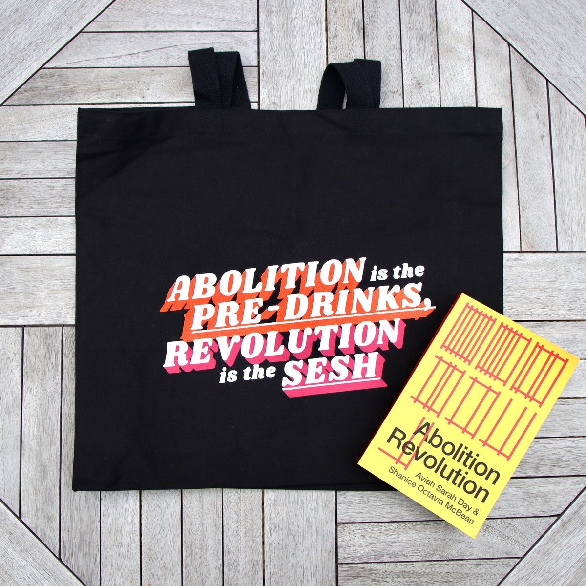 ✨LIMITED OFFER!✨

Pre-order your copy of Abolition Revolution by 
<a href="/Aviah_Sarah_Day/">Aviah Sarah Day</a> &amp; <a href="/Shanice_OM/">Shanice 😈 🇵🇸 🏳️‍⚧️</a> today and we'll throw in a FREE tote bag!

Only while stocks last. Order here: plutobooks.com/9780745346519/…