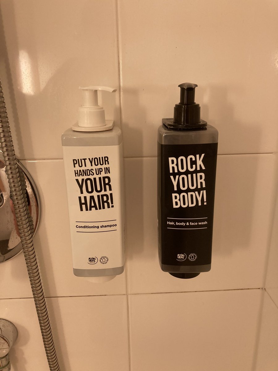 nicolabolsover's tweet photo. It’s like my hotel knew I came to Barcelona just to see Backstreet Boys @backstreetboys #bsbbcn #KTBSPA #BackstreetsBack #ALRIGHT #DNAWorldTour https://t.co/CXyi05LCz5