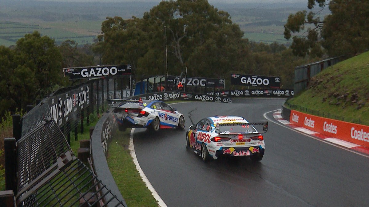 Supercars tweet media