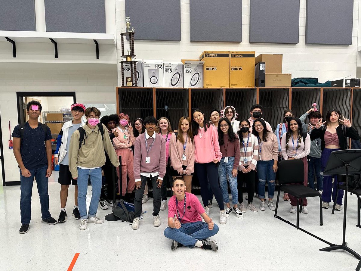 hebronorchestra's tweet photo. Pink out in orchestra 💖 https://t.co/IVIqRQigmI