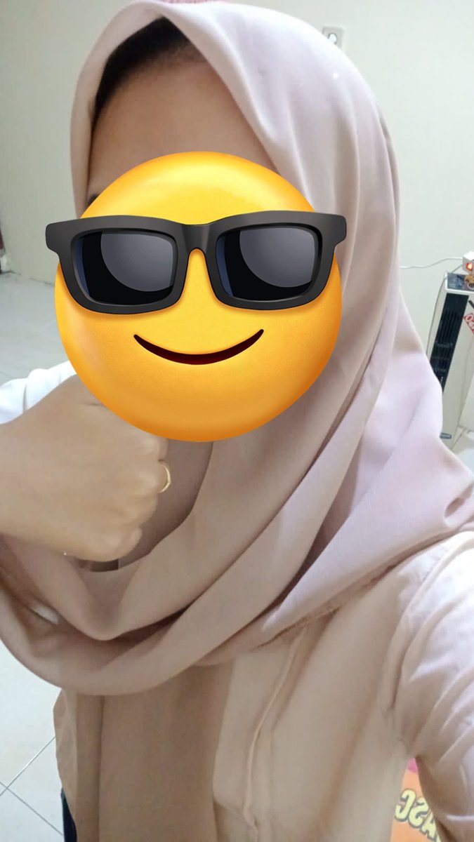 1_chacha6's tweet photo. selfie duluu https://t.co/hshclnDl6V