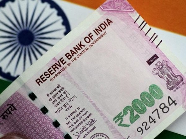 ANI's tweet photo. Rupee opens at a record low against US dollar of 82.20/$ for the 1st time https://t.co/4f8p2E17Ed