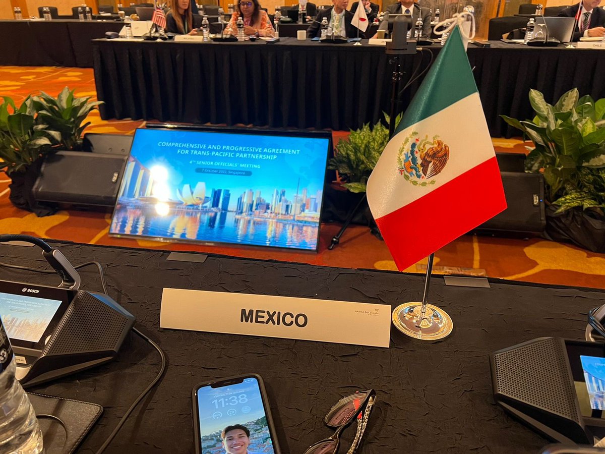 Ismael_Ortiz's tweet photo. Participo en la Reunión de Altos Funcionarios del #TIPAT para discutir aspectos de su implementación y preparativos a la 6a Reunión de la Comisión de mañana. 

El #TIPAT  representa un mercado potencial de más de 500 millones de consumidores y cerca del 13% del PIB mundial. https://t.co/2oAwm6twkH