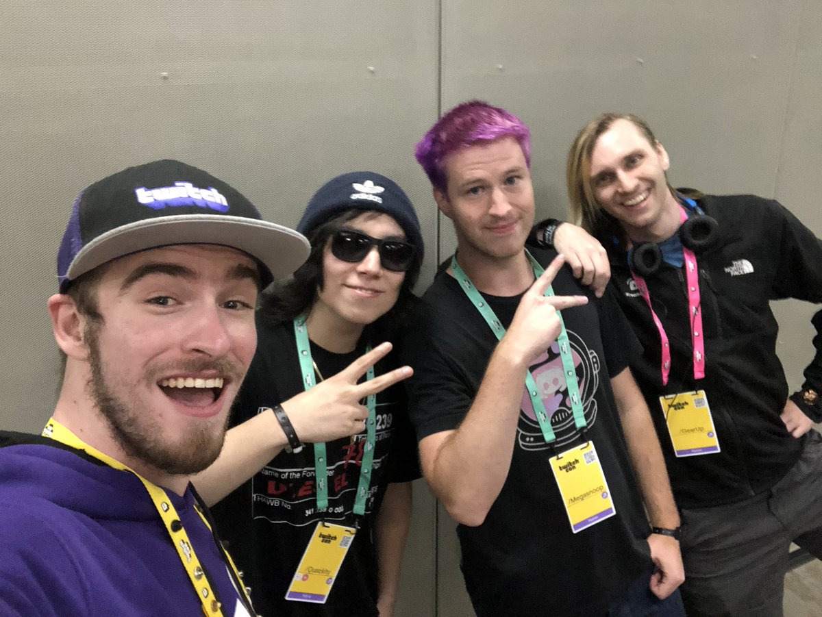 _Smirky's tweet photo. The OG Toontown Gang 😤✨ https://t.co/hEGUByukKf