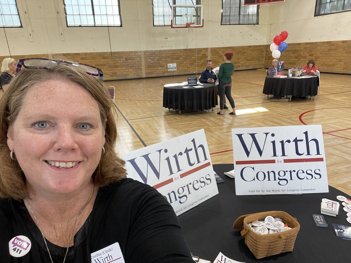 cwirth4congress's tweet photo. 🤝

Great to meet with all the folks who came out to the Henry County Chamber of Commerce 
“Meet the Candidate Event” this afternoon! 

Let us know if you want a sign in Henry County 🪧 https://t.co/OfkZgQ3cH3