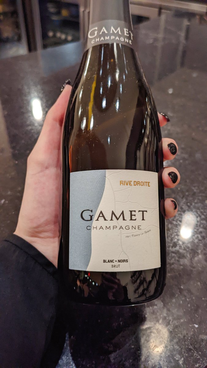 femboyriddler's tweet photo. coworkers got me a sexy bottle of blanc de noirs for passing my somm exam bc they know champagne is my favorite 😇😇 https://t.co/JgszYi89Wd