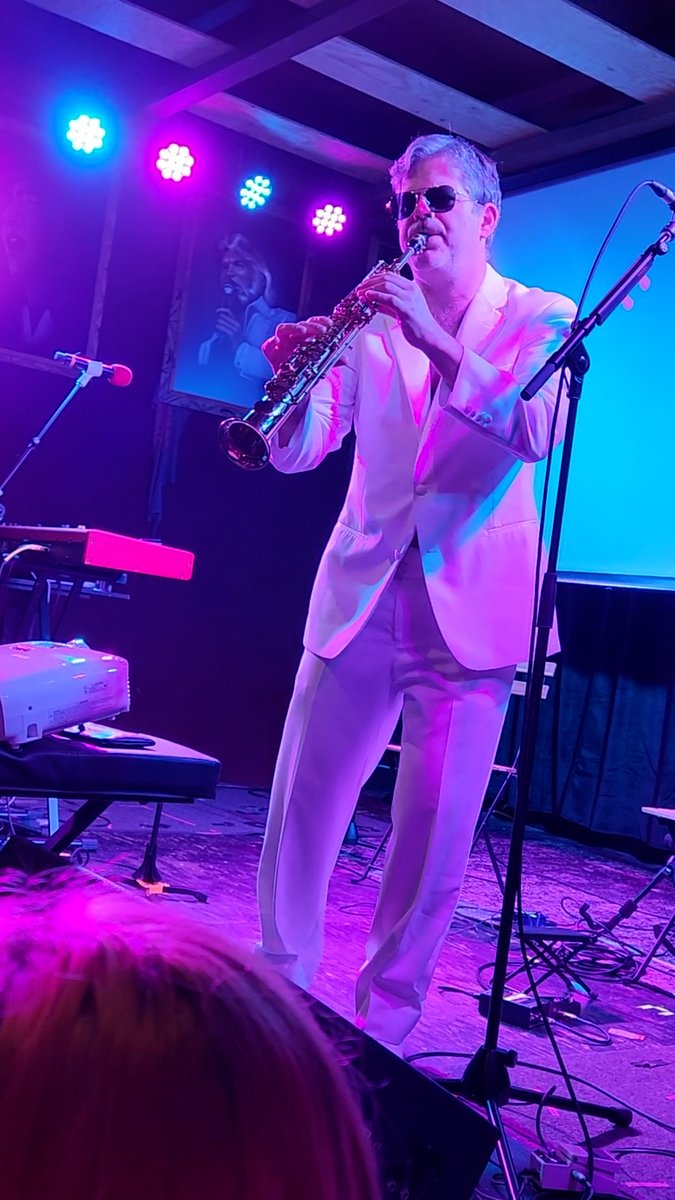 PatTheManVan's tweet photo. I think the best part of the Ninja Brian Variety show was when this jazz dude burst onto the scene @bwecht https://t.co/nGsRojHOWw