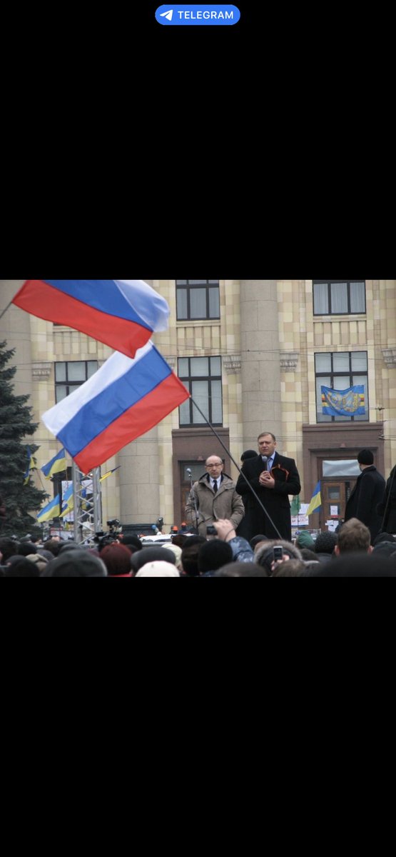 yarotrof's tweet photo. No better illustration of the sea change in Ukrainian attitudes to Russia since 2014 than these two photos of Mykhailo Dobkin, the former (pro-Russian) governor of Kharkiv. https://t.co/BHjB1XocGb