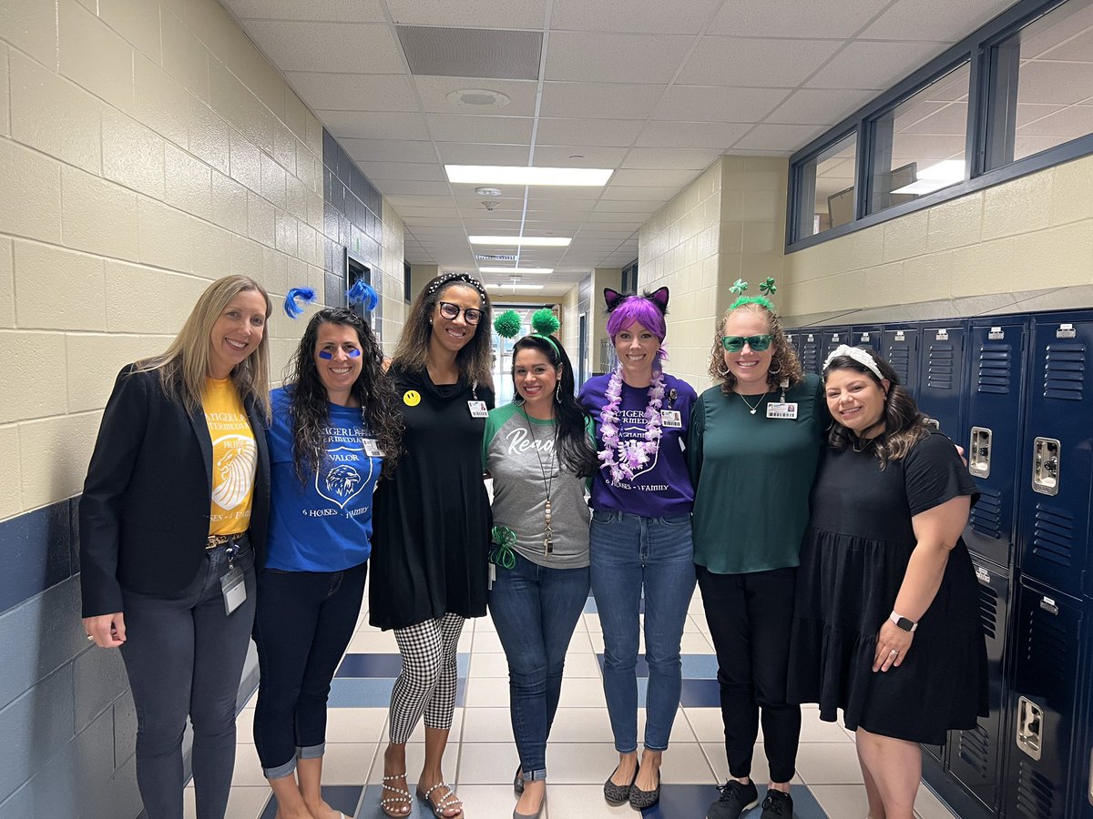 AllyBrown1974's tweet photo. Thank you to these  Amazing Instructional Coaches.  #grangerland1family  @GrangerlandCISD #wearecaneycreek https://t.co/lrmZrd7QCz