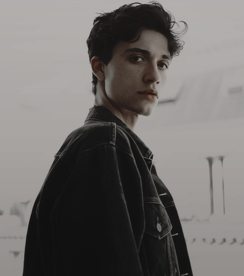 peccatvm_'s tweet photo. ⠀⠀“𝐓hese violent delights have violent ends, and in their triumph die like fire and powder, which as they kiss consume. The sweetest honey is loathsome in his own deliciousness, and in the taste confounds the appetite.” https://t.co/CyLMZR7AQF