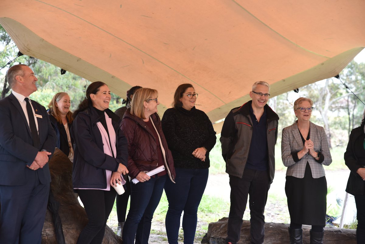 Maree Edwards MP (@mareeedwardsmp) on Twitter photo Thanks for being with <a href="/JacintaAllanMP/">Jacinta Allan</a> and I in Bendigo, <a href="/DannyPearsonMP/">Danny Pearson MP</a> and <a href="/sheenawattmp/">Sheena Watt MP</a> (3/3) Thanks for being with <a href="/JacintaAllanMP/">Jacinta Allan</a> and I in Bendigo, <a href="/DannyPearsonMP/">Danny Pearson MP</a> and <a href="/sheenawattmp/">Sheena Watt MP</a> (3/3)