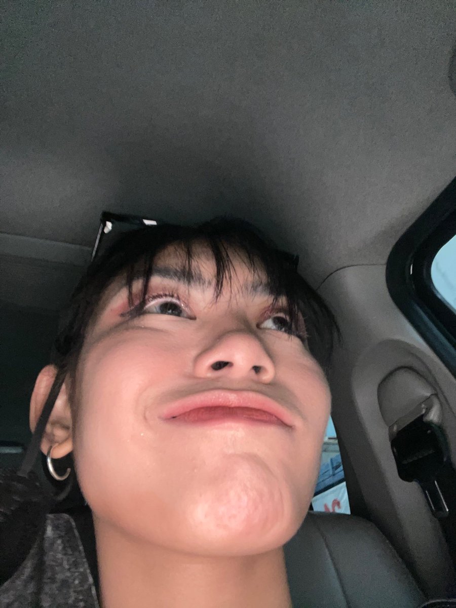 biancaarchives's tweet photo. we lovin’ the akhi’s “photo spamming” era 🤪 keep ‘em comin’, bianx 🤟

@G22Official #G22
@g22biancavforro #G22BIANCA https://t.co/51AyErjbOb