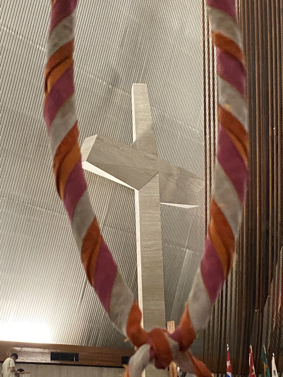 capri_wind's tweet photo. “Ser instrumentos de Dios” 🧡✨
#HSregional #Servir #CapriWind https://t.co/Qs7Pvdv3x1