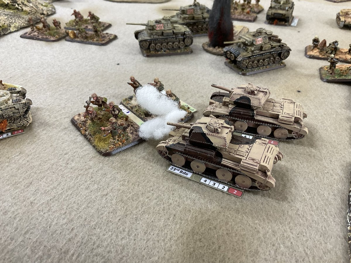 Oldwargamer's tweet photo. #Matilda and #Cruiser tanks plow into disorganised #Italian infantry. Nice move from @MarcusTregenza 
#wargaming #wargames #wargamer #15mm #tobruk #earlywar #WWII #desertwar https://t.co/I1yW39HDoc